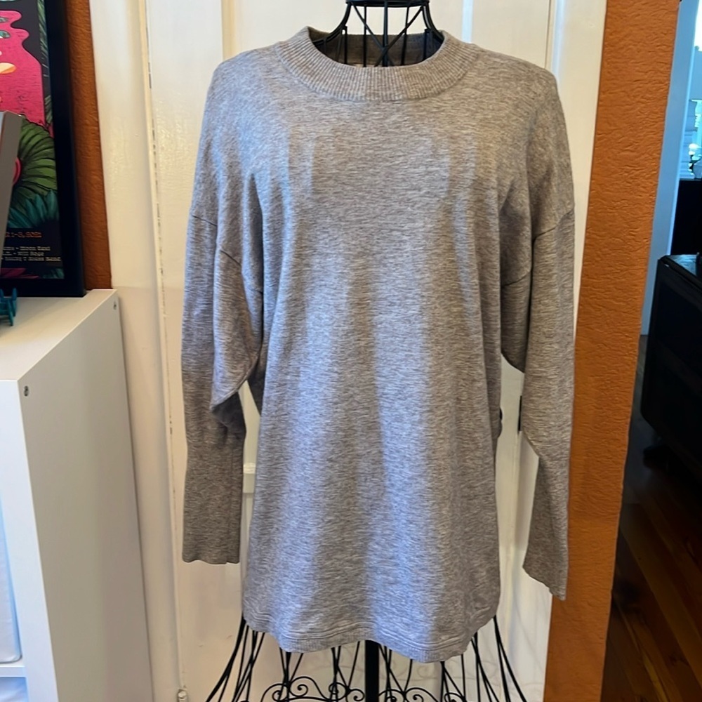 Modern Citizen Light-Weight Sweater-Sz L